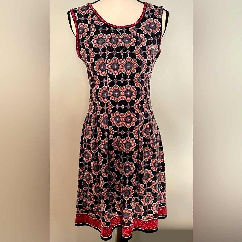 NWT Max Studio sleeveless kaleidoscope print dress, MEDIUM